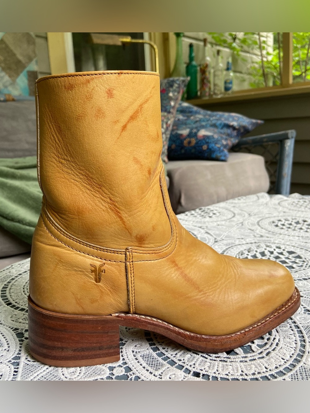 Rare Frye Campus Banana Shorties - Picture 4 of 12